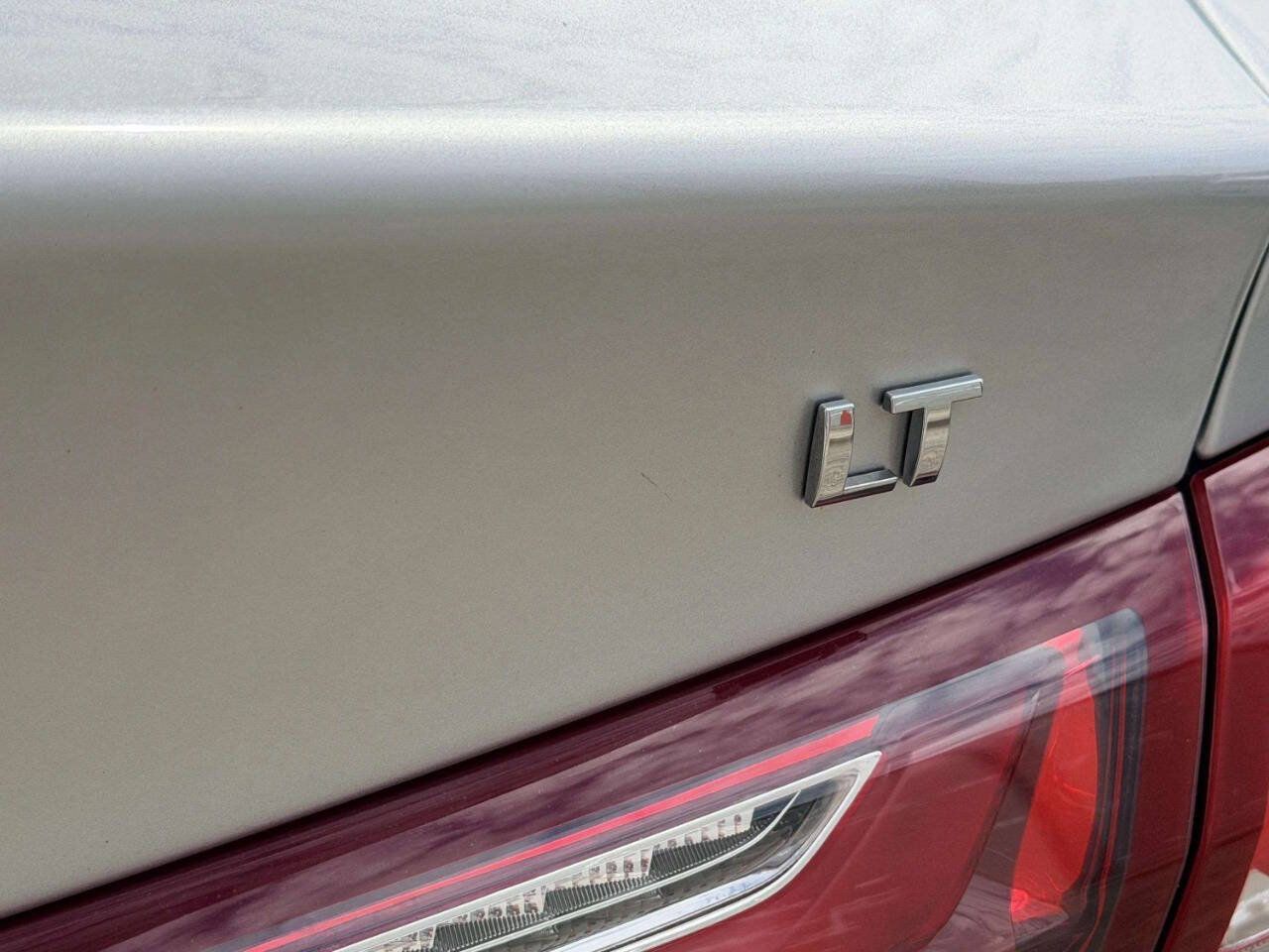Used 2019 Chevrolet Malibu LT FWD image 6