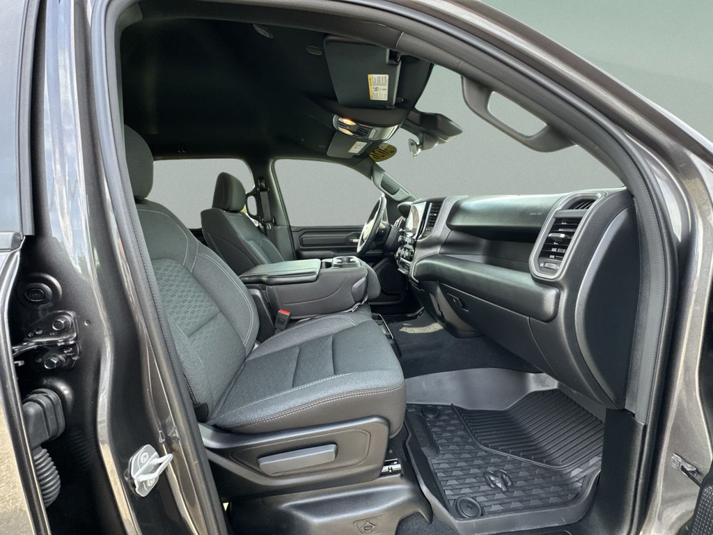 Used 2026 RAM 1500 Warlock AWD/4WD image 35