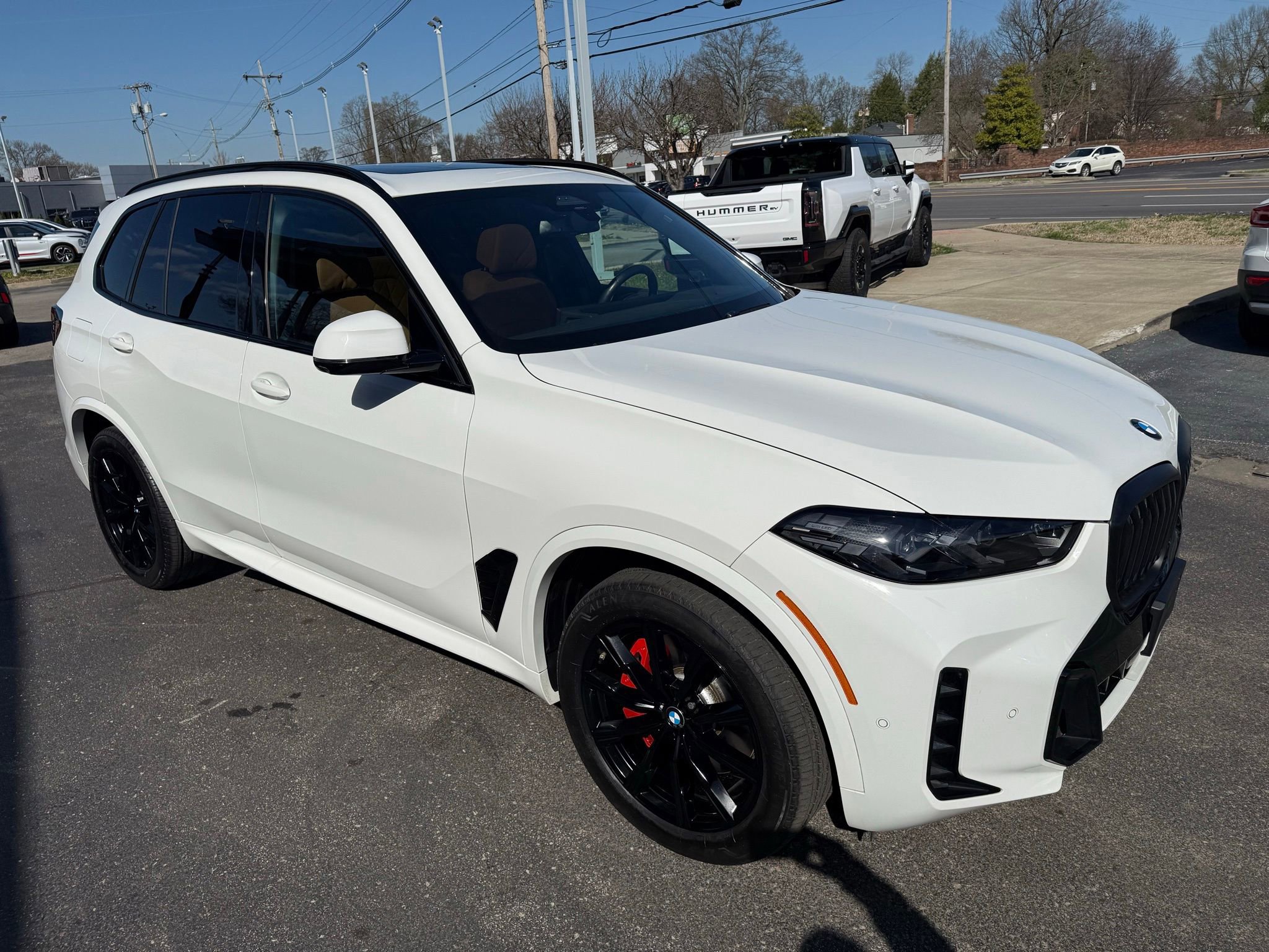 Used 2024 BMW X5 xDrive40i w/ Executive Package image 7
