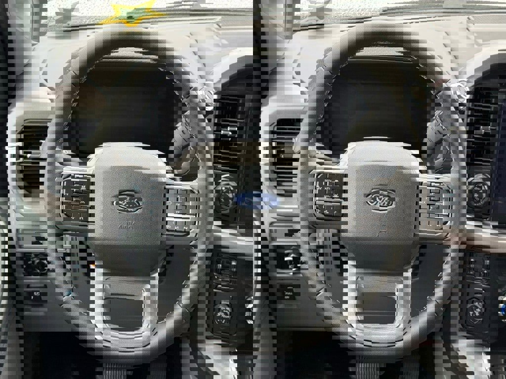 New 2025 Ford F150 XLT w/ Equipment Group 302A MID image 7