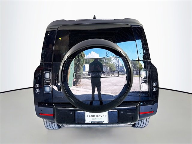 New 2026 Land Rover Defender 130 S image 6