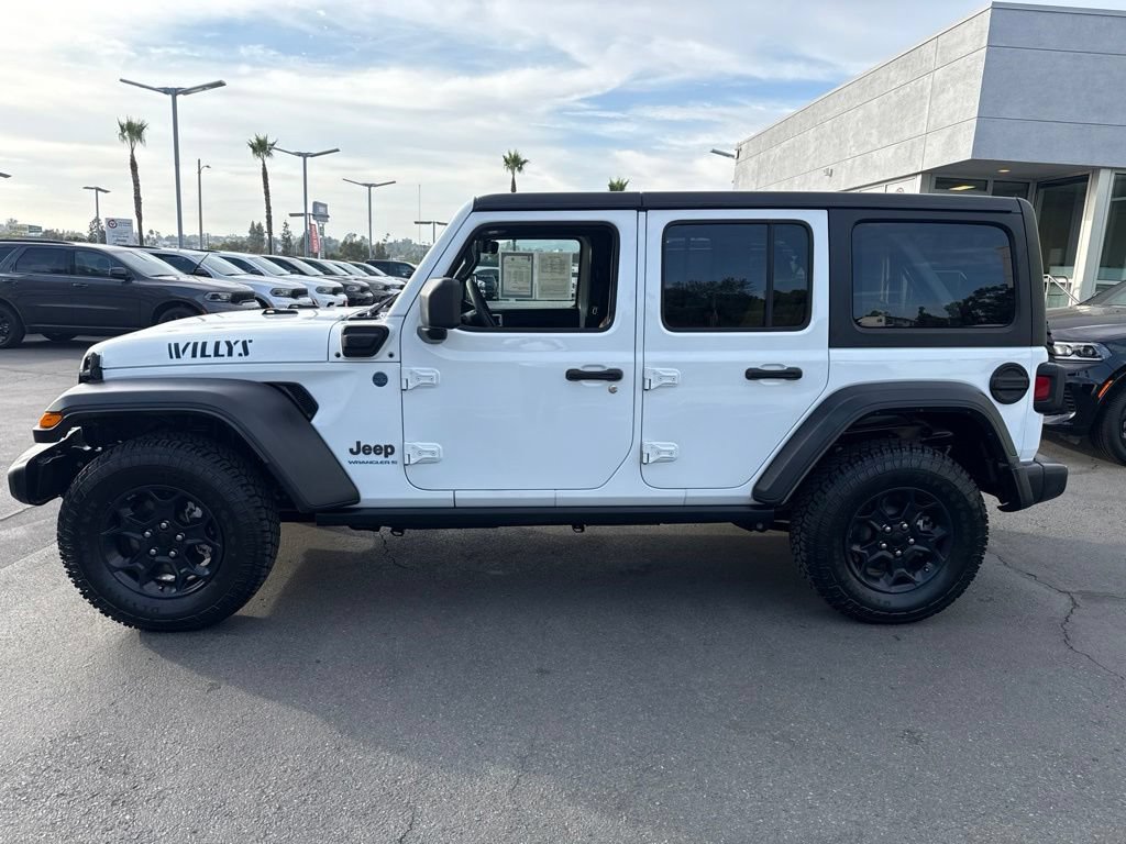 Certified 2023 Jeep Wrangler Unlimited w/ 8.4" Radio Group AWD/4WD image 4