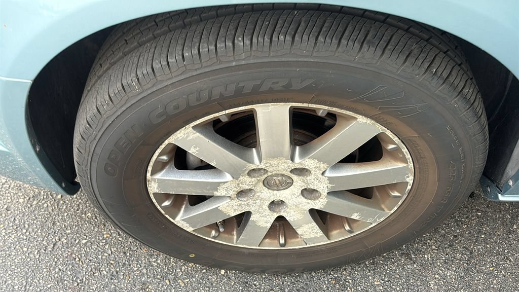 Used 2009 Chrysler Town & Country Touring FWD image 36