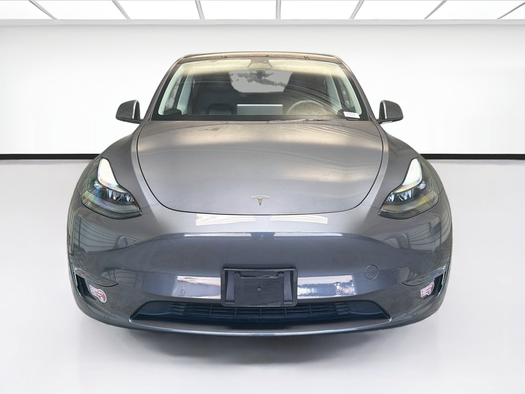 Used 2022 Tesla Model Y Long Range AWD/4WD image 2