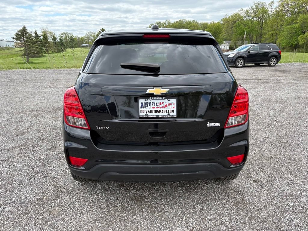 Used 2021 Chevrolet Trax LS w/ Tint and Cruise Package FWD image 22