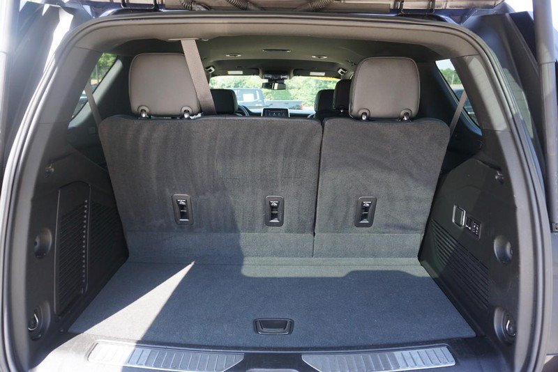 Used 2023 Chevrolet Tahoe Premier AWD/4WD image 25