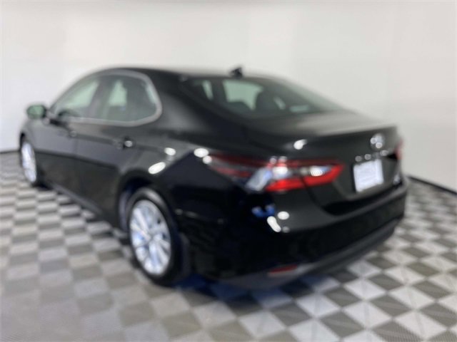 Used 2023 Toyota Camry LE w/ Cold Weather Package image 6