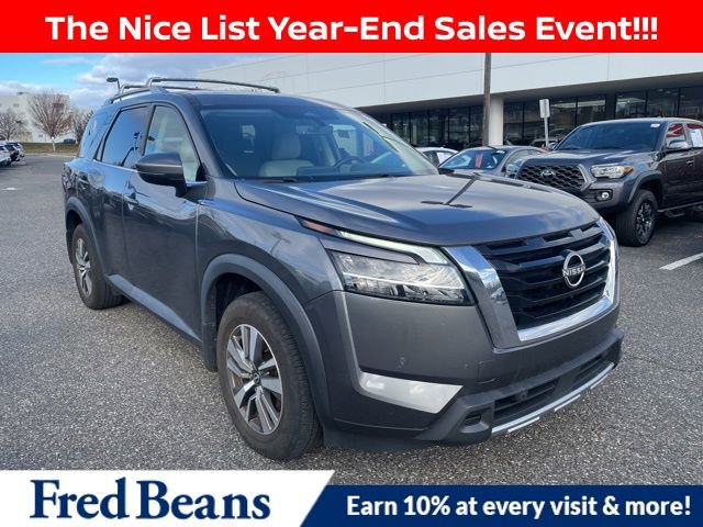 Certified 2023 Nissan Pathfinder SL image 1