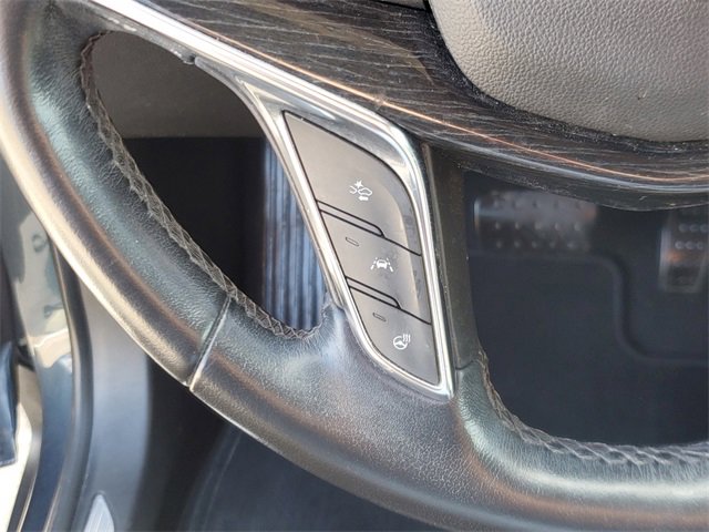 Used 2020 Cadillac XT5 Premium Luxury image 24