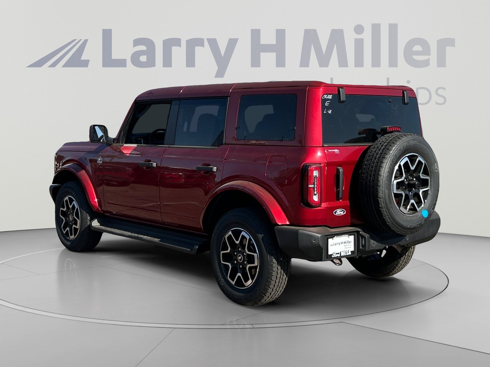 New 2026 Ford Bronco Outer Banks AWD/4WD image 3
