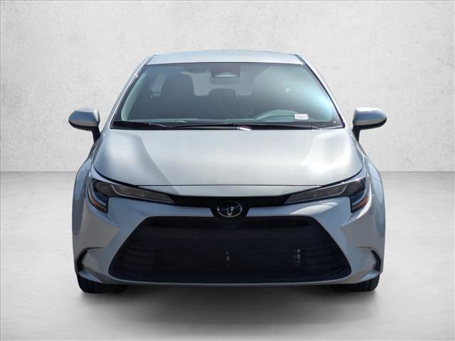 Used 2025 Toyota Corolla LE FWD image 2