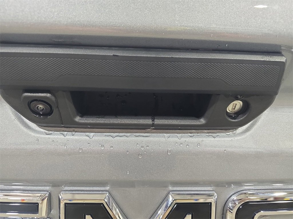 New 2026 GMC Canyon Elevation w/ Convenience Package image 13