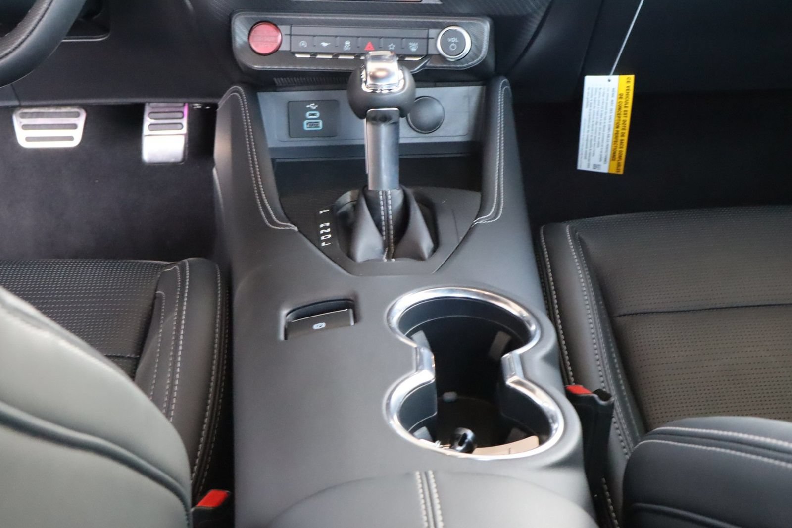 Used 2025 Ford Mustang Premium RWD image 33