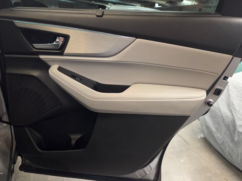 Certified 2023 Acura MDX w/ Technology Package AWD/4WD image 40