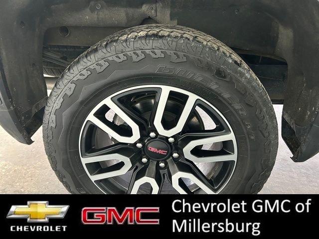 Used 2024 GMC Sierra 1500 AT4 w/ AT4 Premium Package AWD/4WD image 12