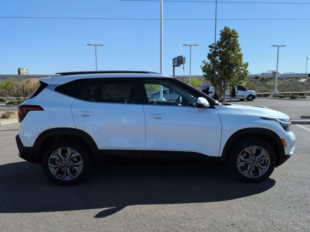 Used 2024 Kia Seltos S image 4