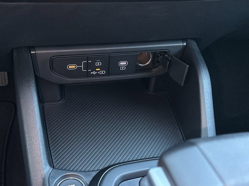 New 2026 Kia K4 FWD image 25