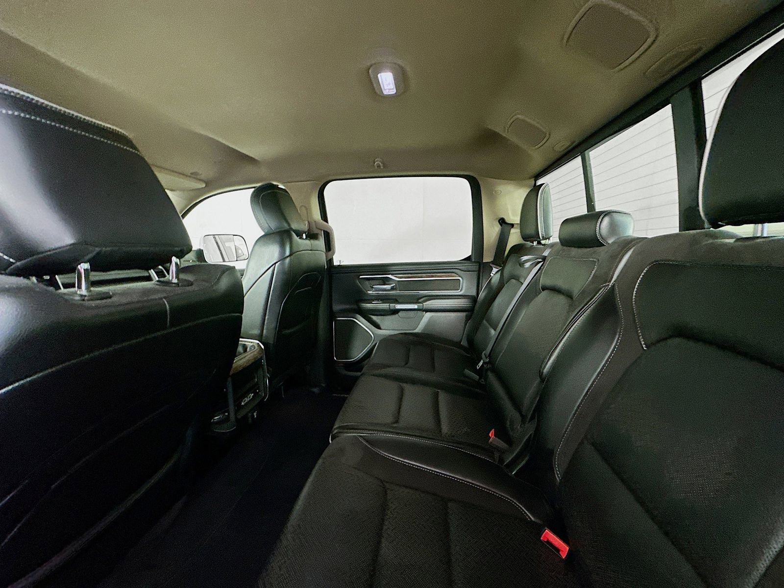 Used 2019 RAM 1500 Laramie RWD image 25