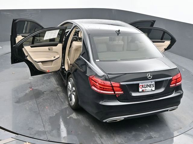 Used 2016 Mercedes-Benz E 350 4MATIC Sedan image 60