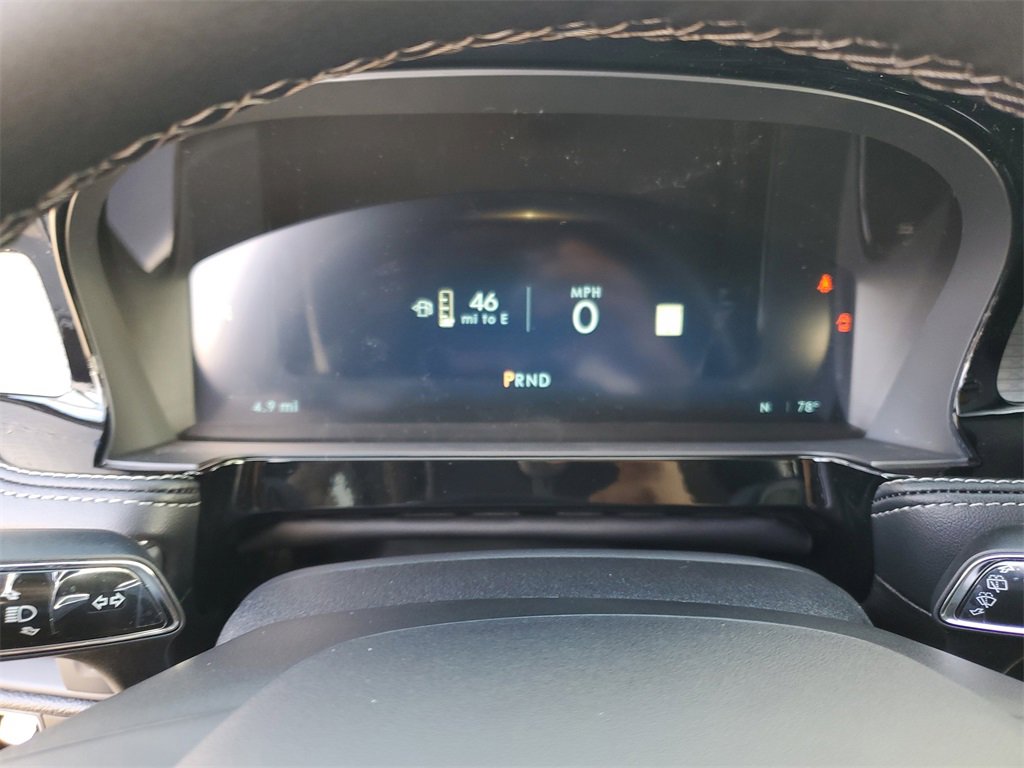 New 2026 Lincoln Corsair Premiere image 26