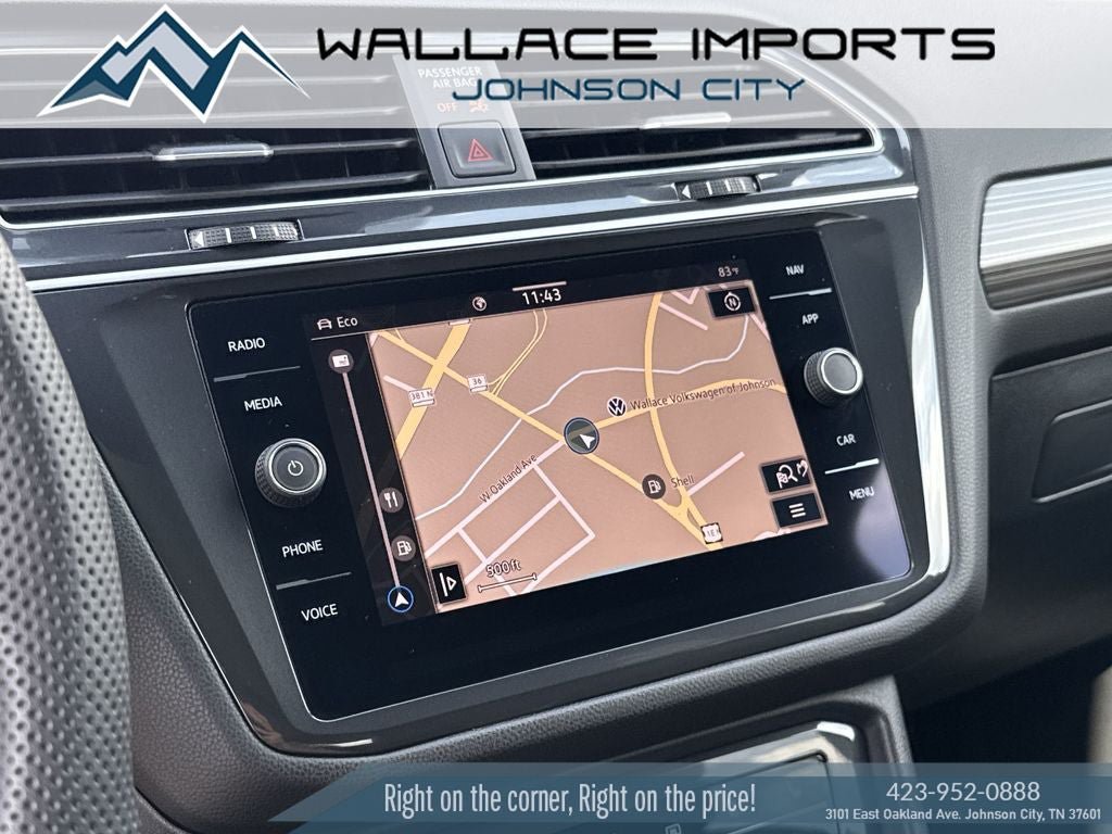 Certified 2024 Volkswagen Tiguan SEL R-Line AWD/4WD image 26