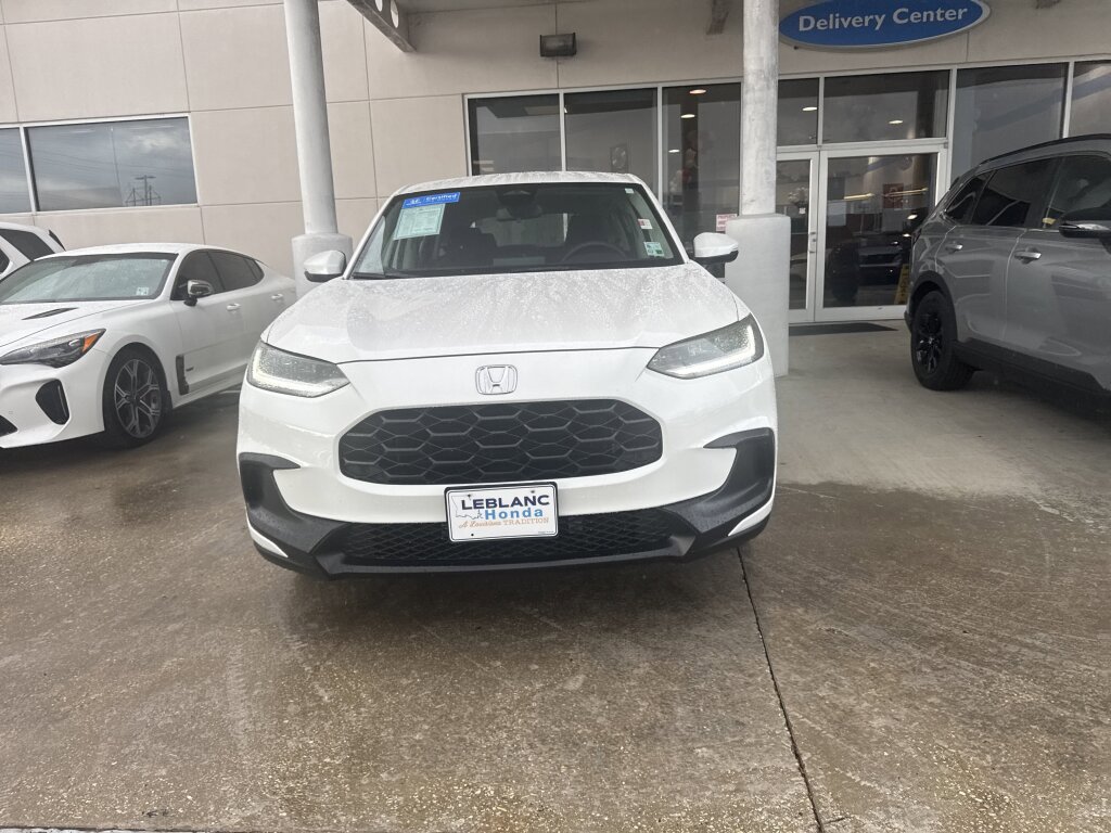 Certified 2025 Honda HR-V LX image 2