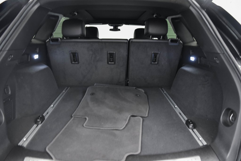 Certified 2025 Cadillac XT5 Premium Luxury image 12