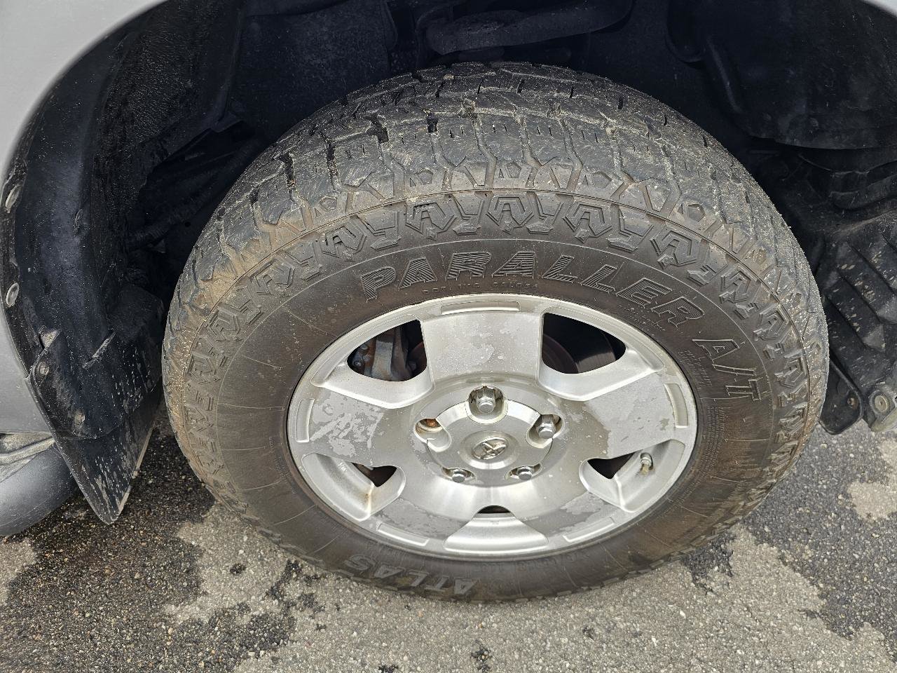 Used 2011 Toyota Tundra 4x4 CrewMax w/ TRD Off-Road Pkg image 14