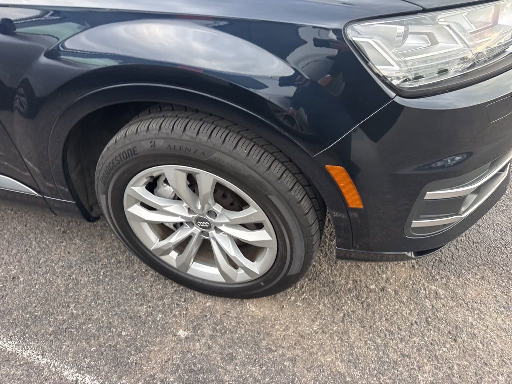 Used 2017 Audi Q7 2.0T Premium Plus w/ Premium Plus Package AWD/4WD image 6