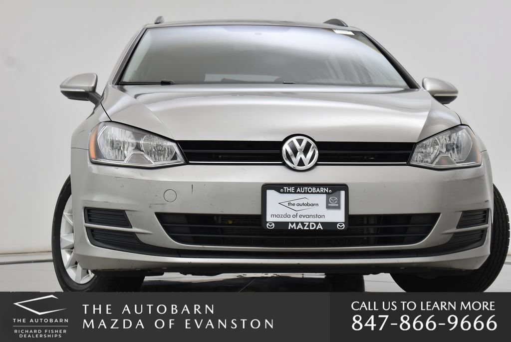 Used 2016 Volkswagen Golf S FWD image 5