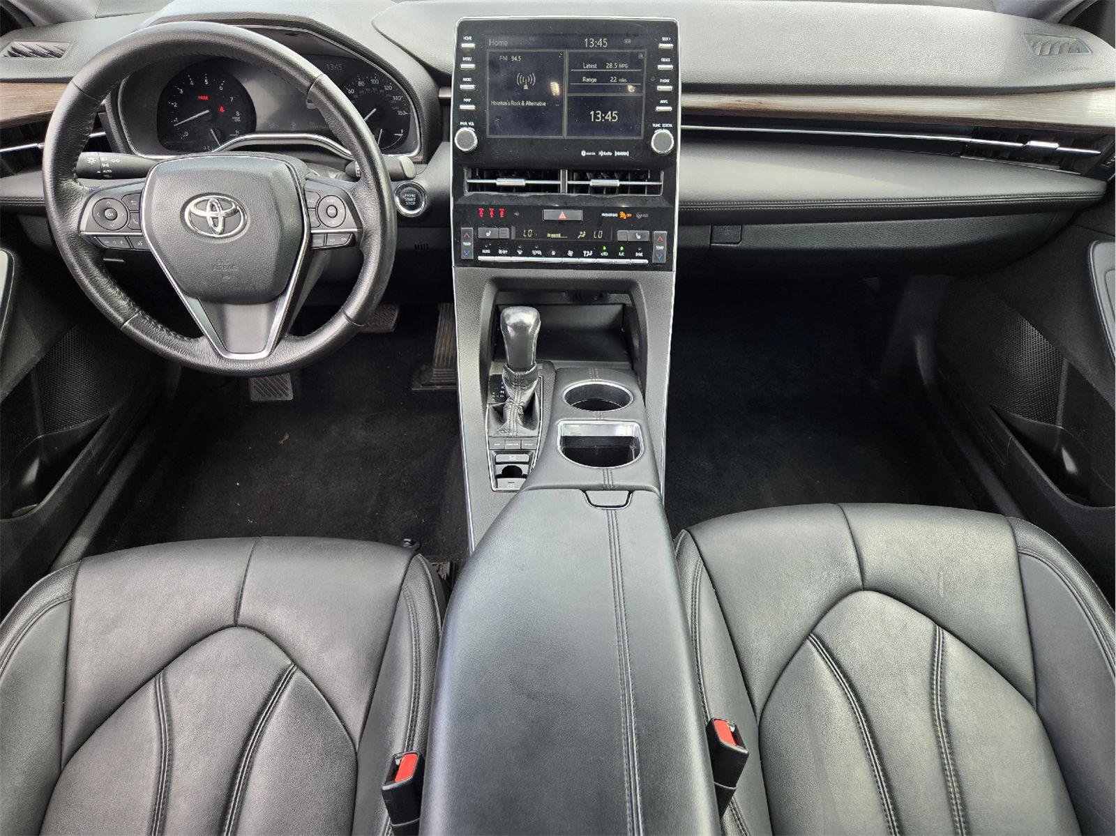Used 2020 Toyota Avalon XLE w/ Moonroof Package FWD image 23