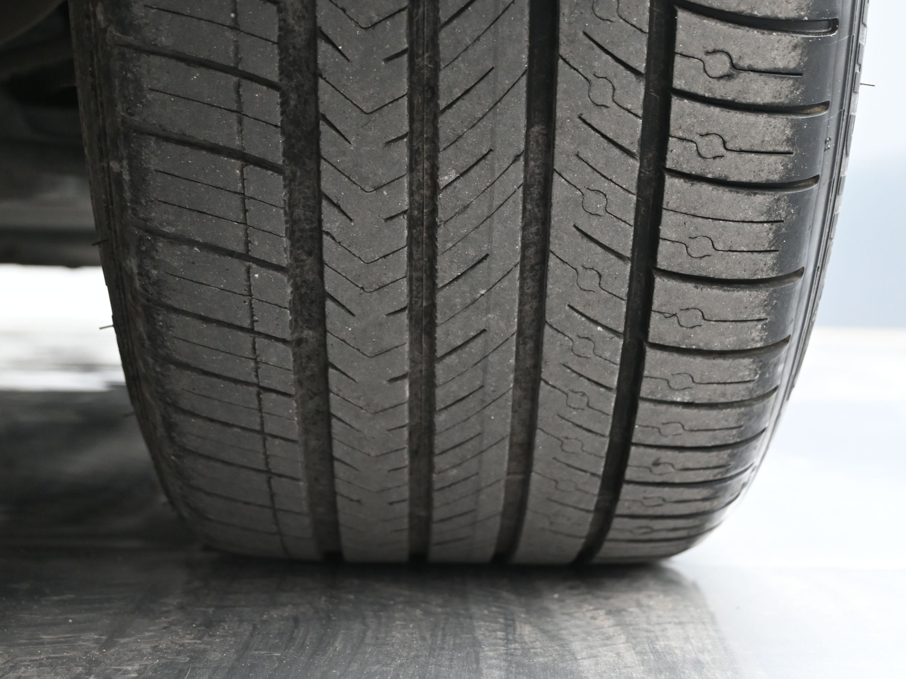 Used 2010 INFINITI G37 Journey w/ Premium Pkg image 19