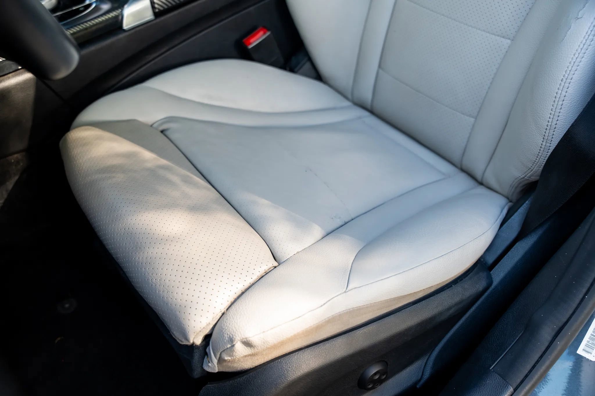 Used 2015 Mercedes-Benz C 300 Sedan w/ Premium 1 Package image 42