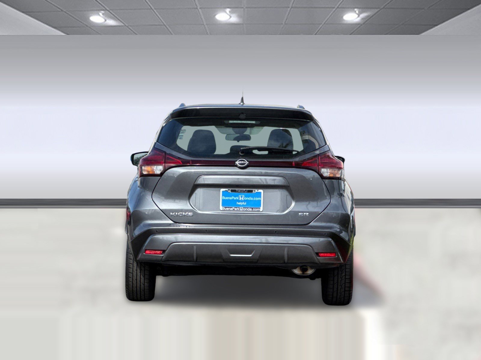 Used 2024 Nissan Kicks SR image 9