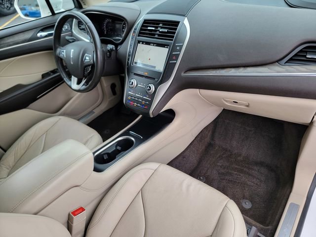 Used 2017 Lincoln MKC Reserve image 25