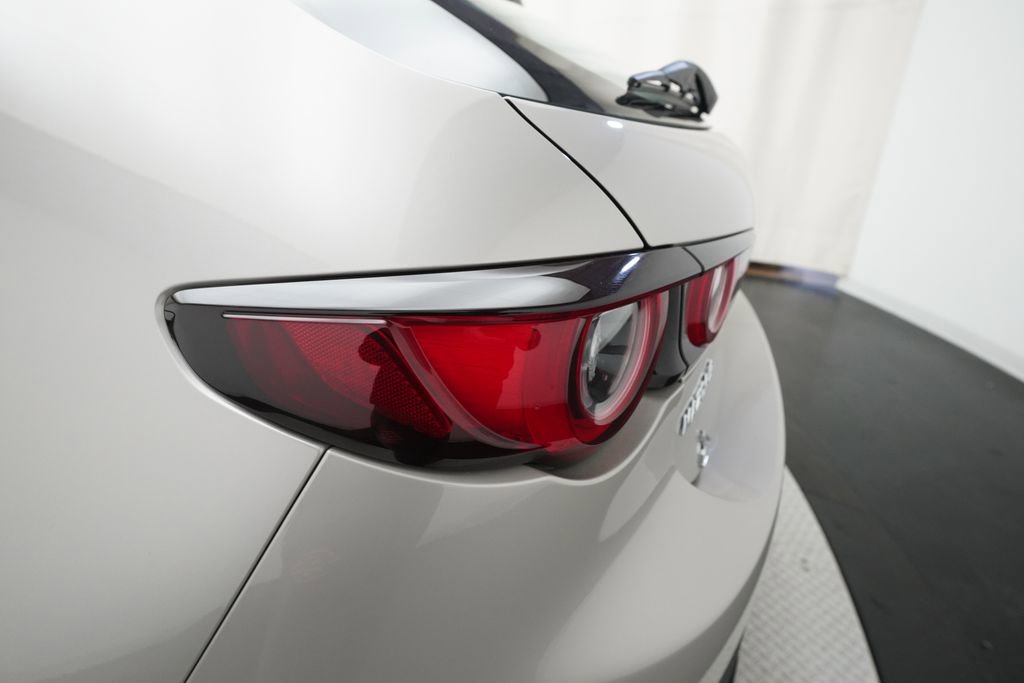 Used 2024 MAZDA MAZDA3 s image 32