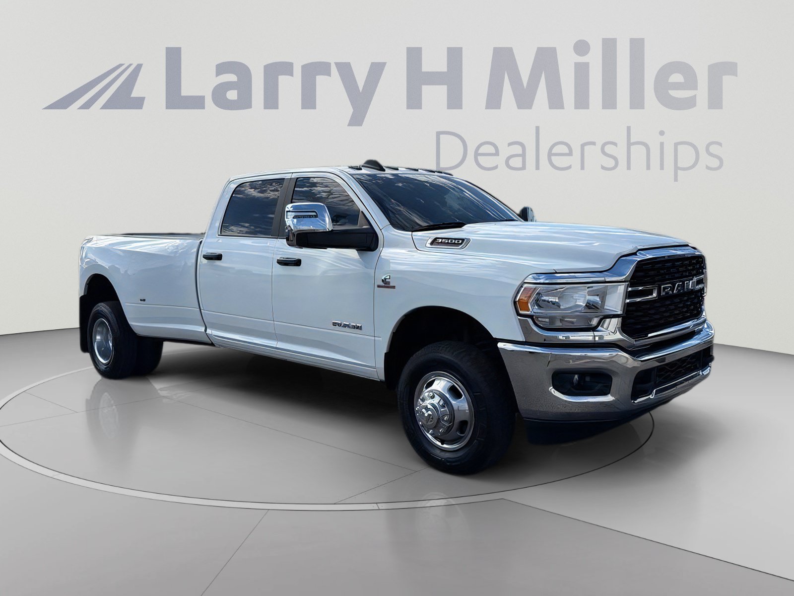 Used 2023 RAM 3500 Big Horn w/ Level 1 Equipment Group AWD/4WD image 7