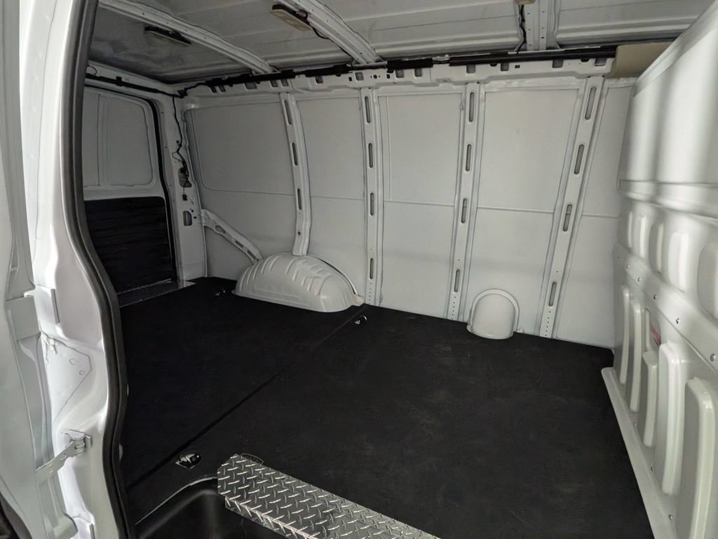 New 2026 Chevrolet Express 2500 w/ Driver Convenience Package RWD image 17