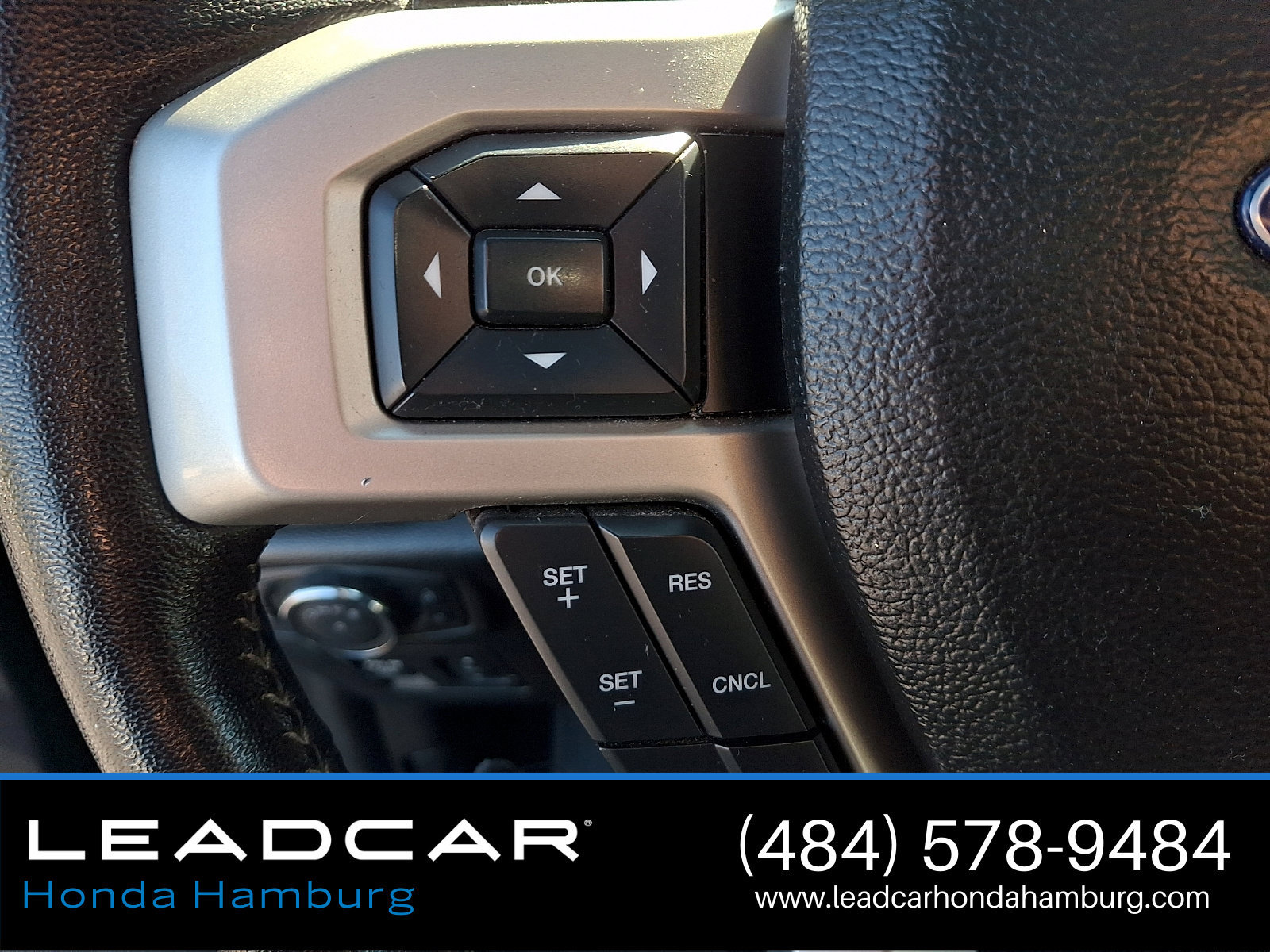 Used 2018 Ford F150 Lariat w/ Equipment Group 502A Luxury AWD/4WD image 23