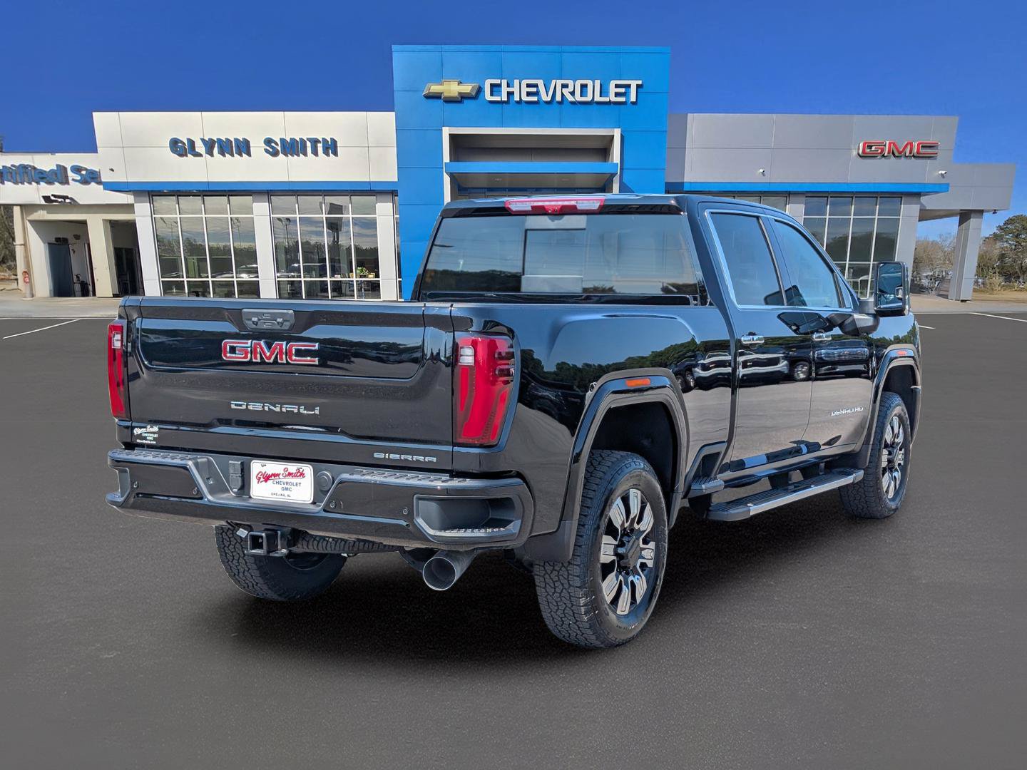 New 2026 GMC Sierra 2500 Denali w/ Technology Package AWD/4WD image 8