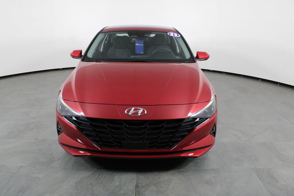 Used 2023 Hyundai Elantra SE FWD image 14