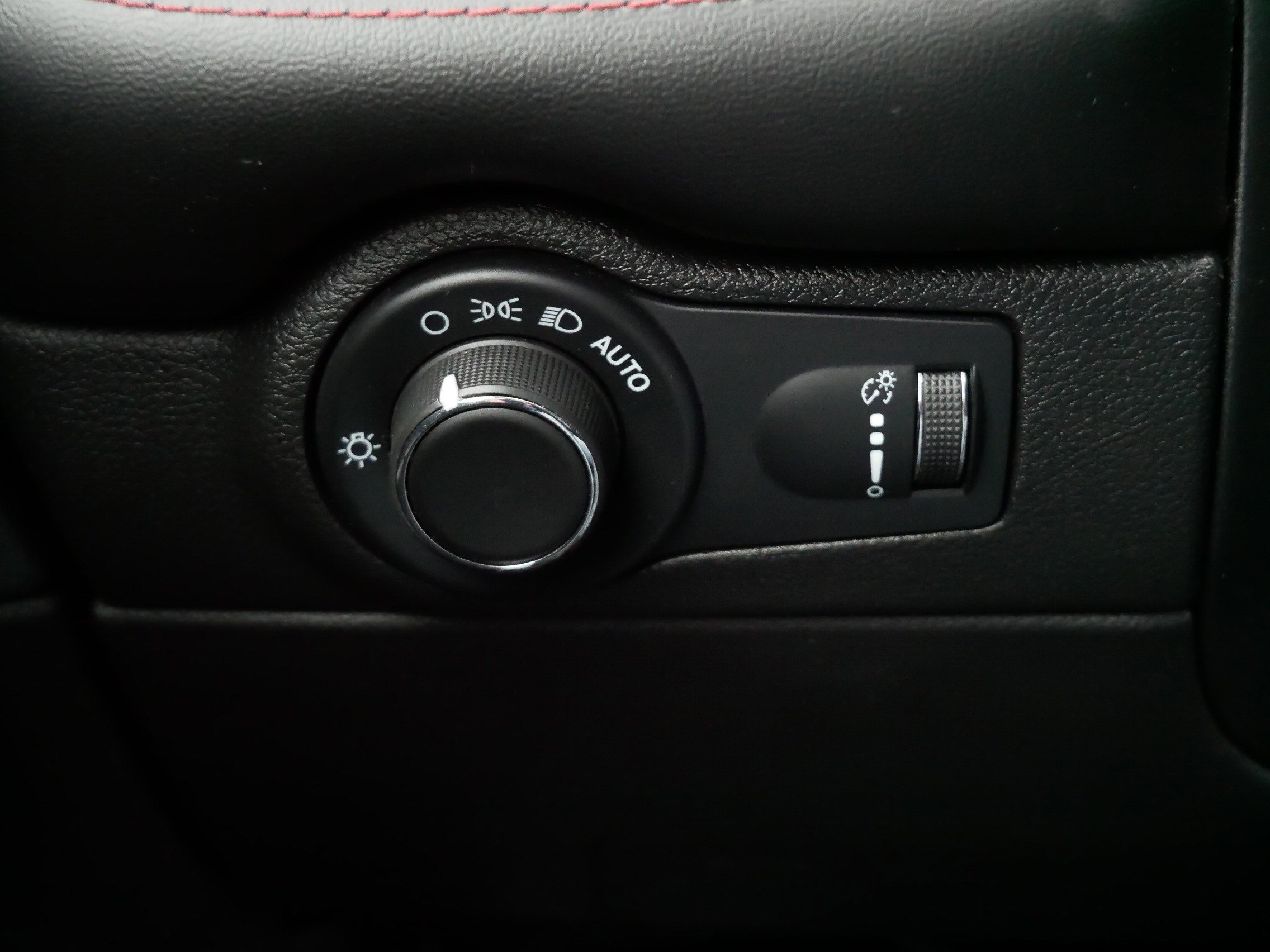 Used 2024 Dodge Durango GT image 26