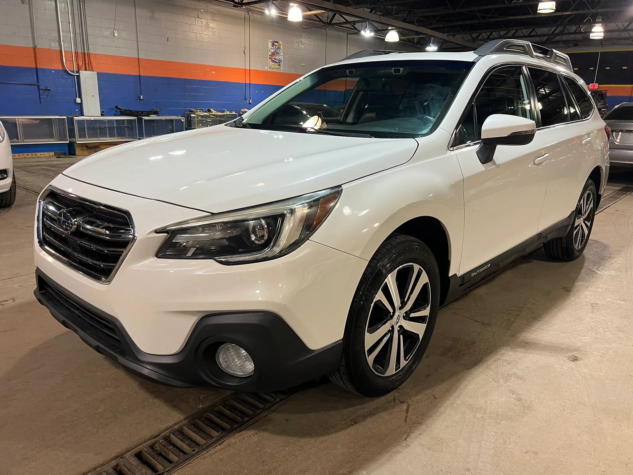 Used 2019 Subaru Outback 2.5i Limited AWD/4WD image 7