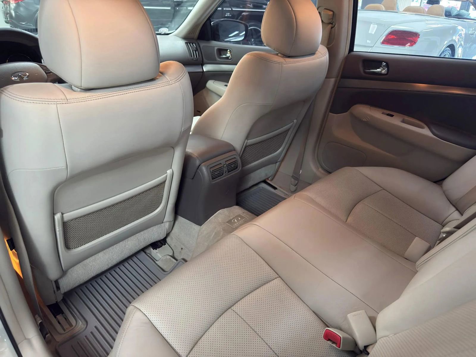 Used 2011 INFINITI G37 Journey w/ Sport Pkg - RWD image 35
