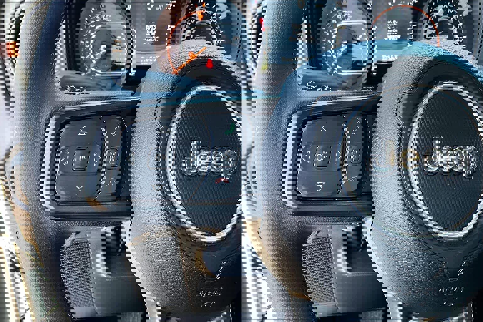 Used 2025 Jeep Gladiator Mojave AWD/4WD image 22