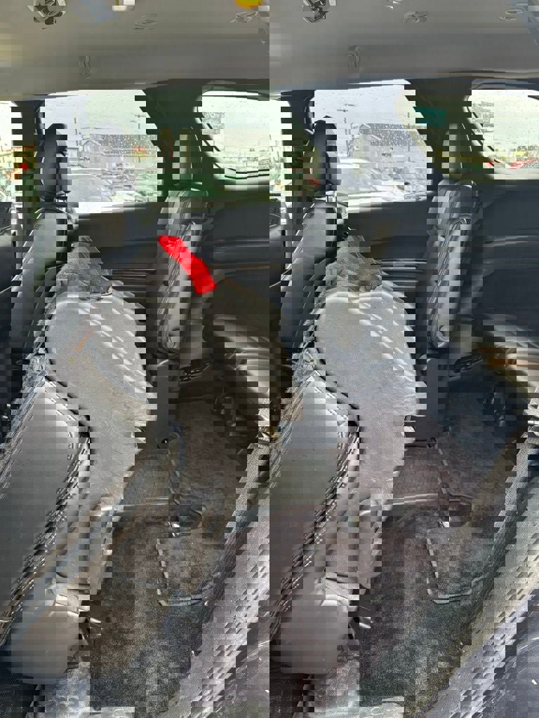 Used 2016 Dodge Durango Limited w/ Nav & Power Liftgate Group image 27