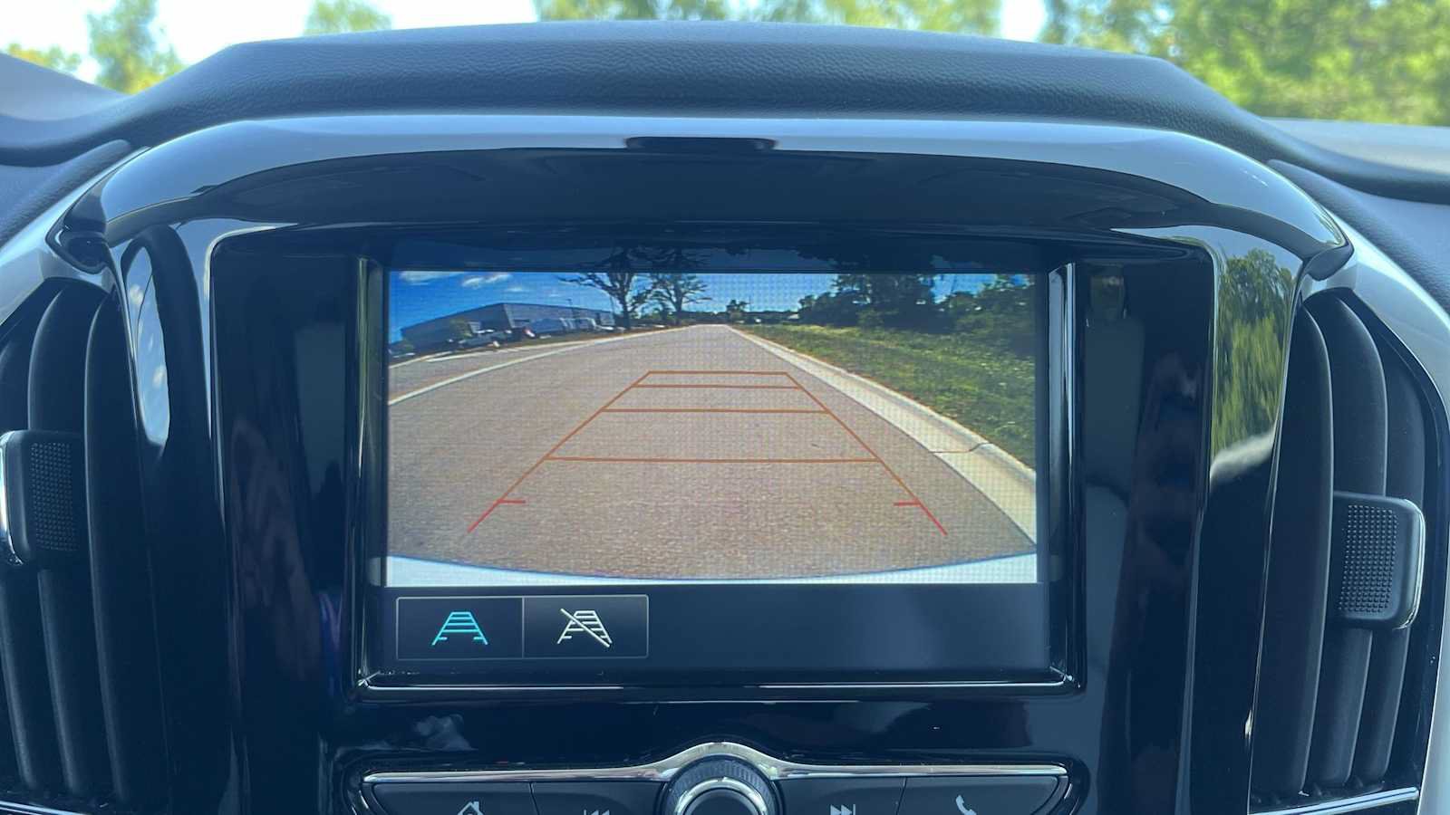 Used 2019 Chevrolet Traverse LS FWD image 45
