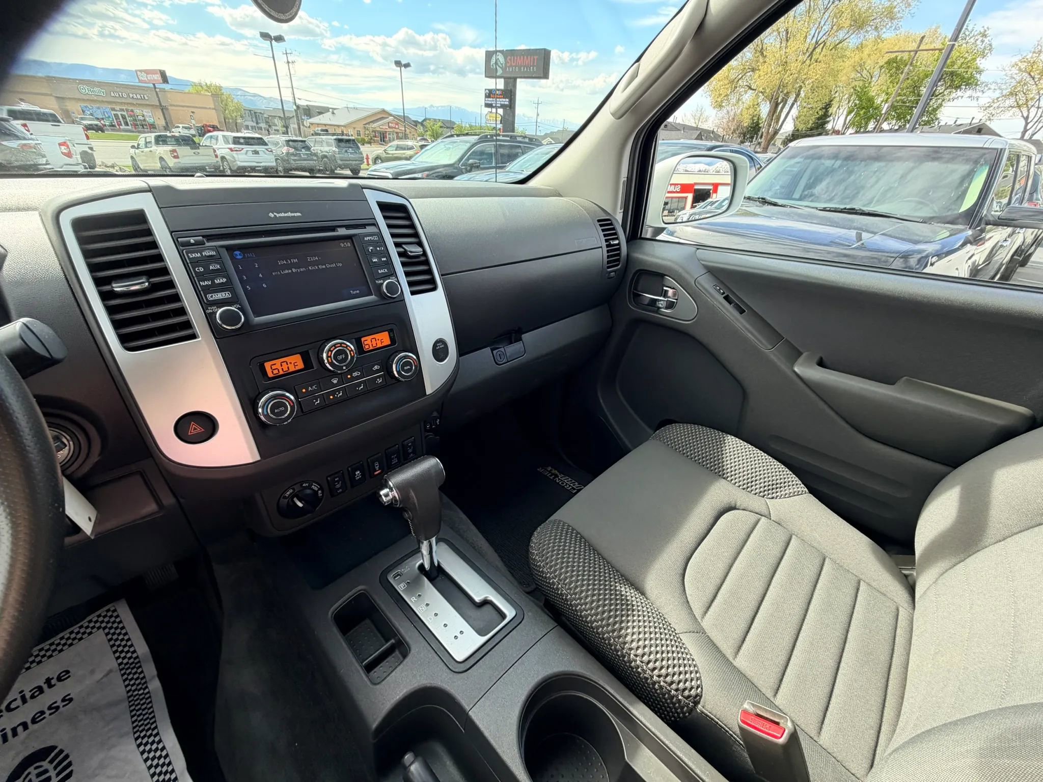 Used 2018 Nissan Frontier PRO-4X image 25