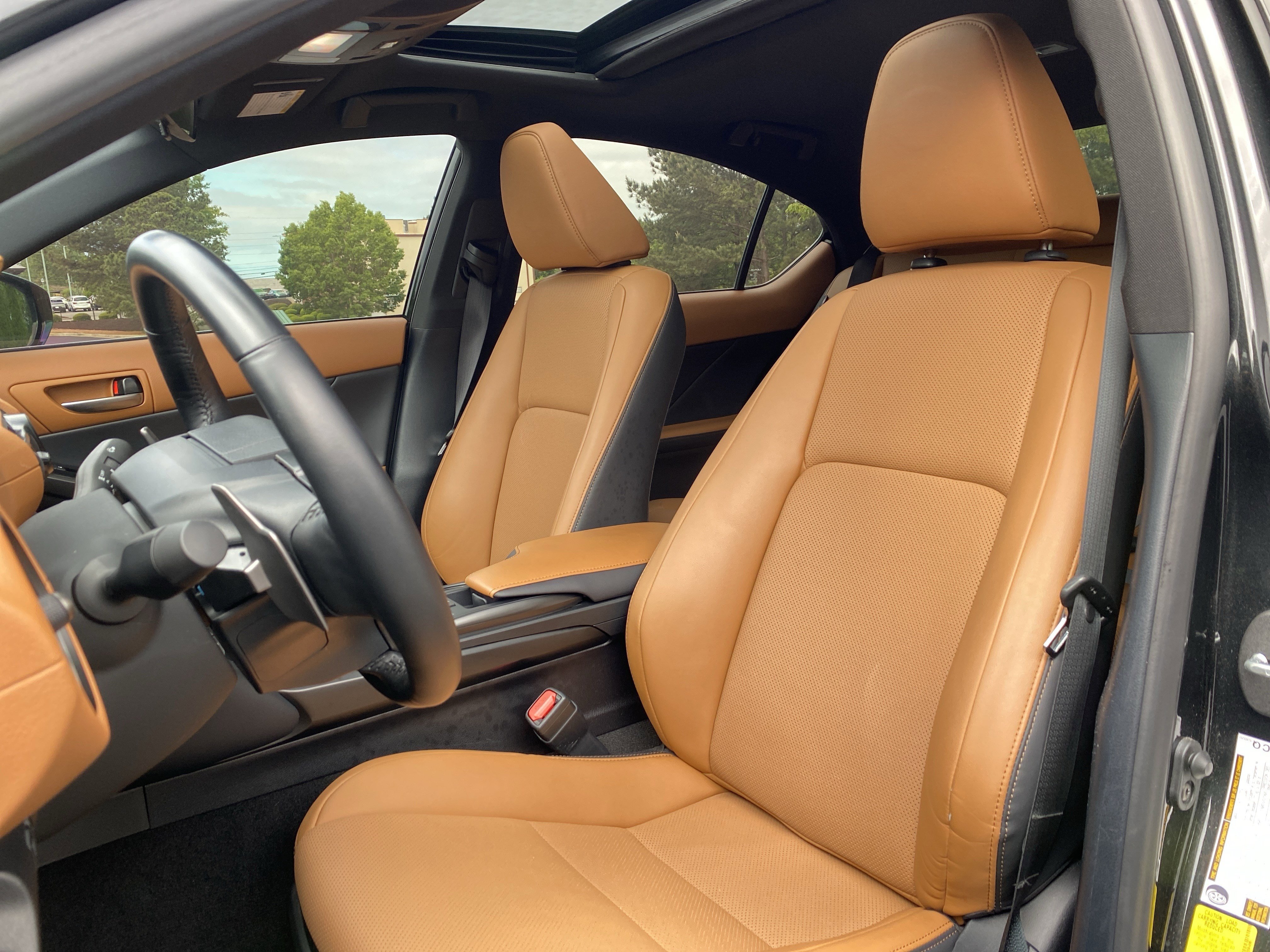 Used 2025 Lexus IS 350 F Sport RWD image 7