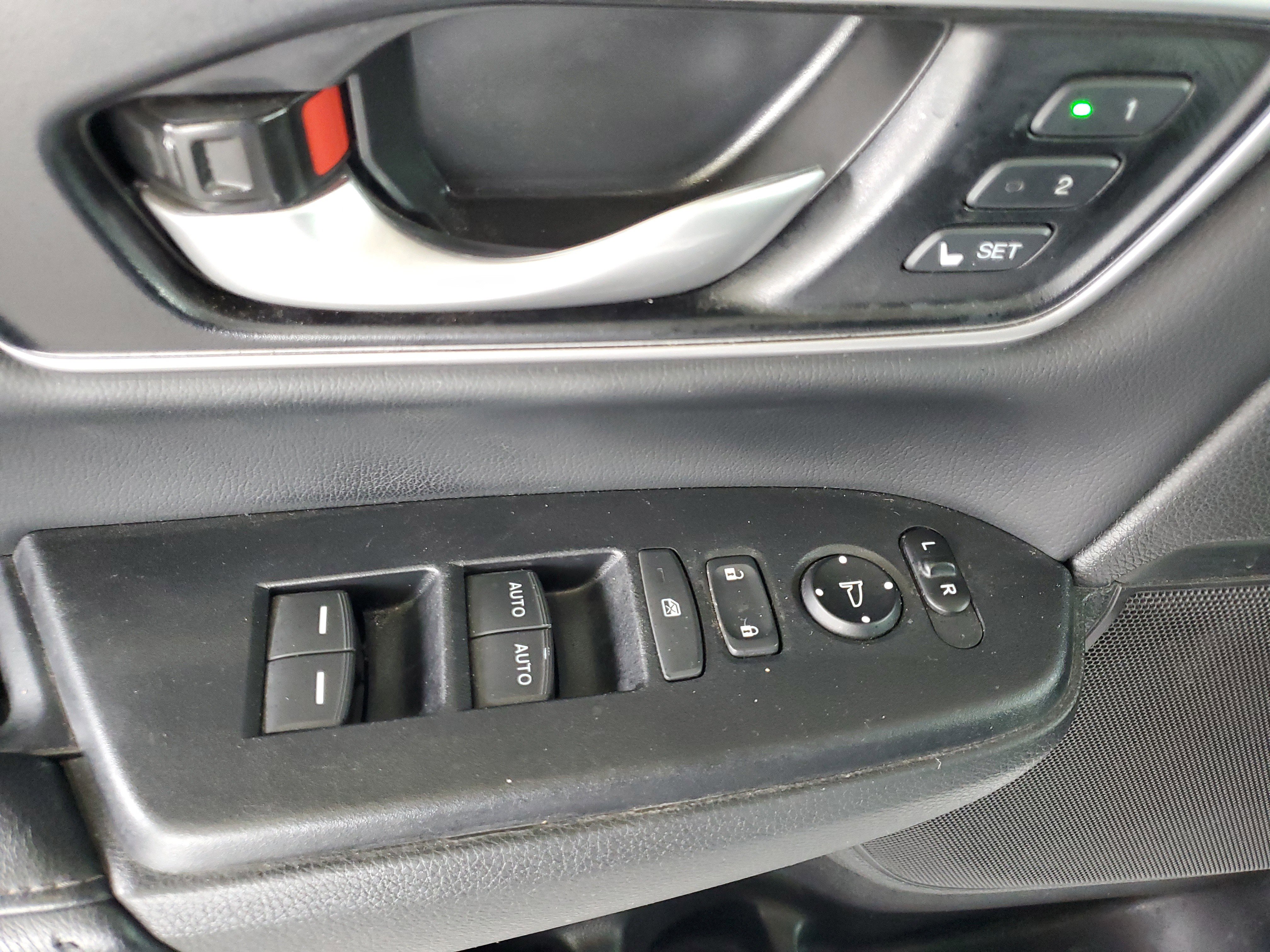 Used 2020 Honda CR-V EX-L image 30